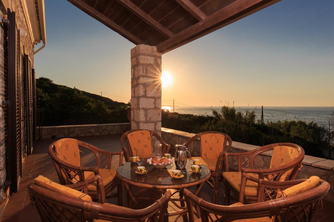 Villa Quietude Agios Stefanos Avliotes  Bagian luar foto